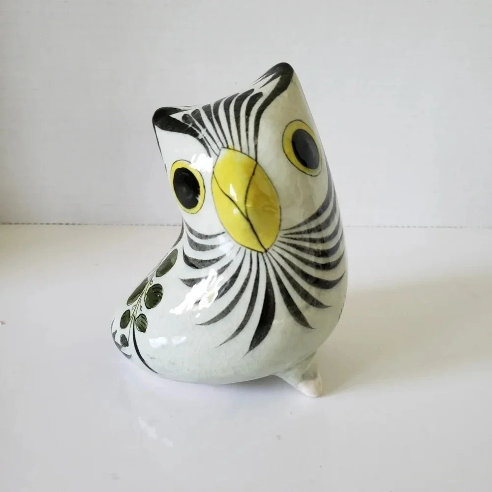 Vintage Folk Art Mexican Tonala  Style Pottery Owl Figurine.